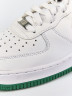 Кроссовки Nike Air Force 1 Low Retro белого цвета с акцентами Forest Green Кроссовки Nike Air Force 1 Low Retro белого цвета с акцентами Forest Green