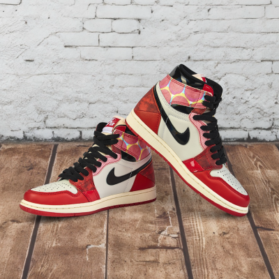 Кроссовки Air Jordan 1 Mid