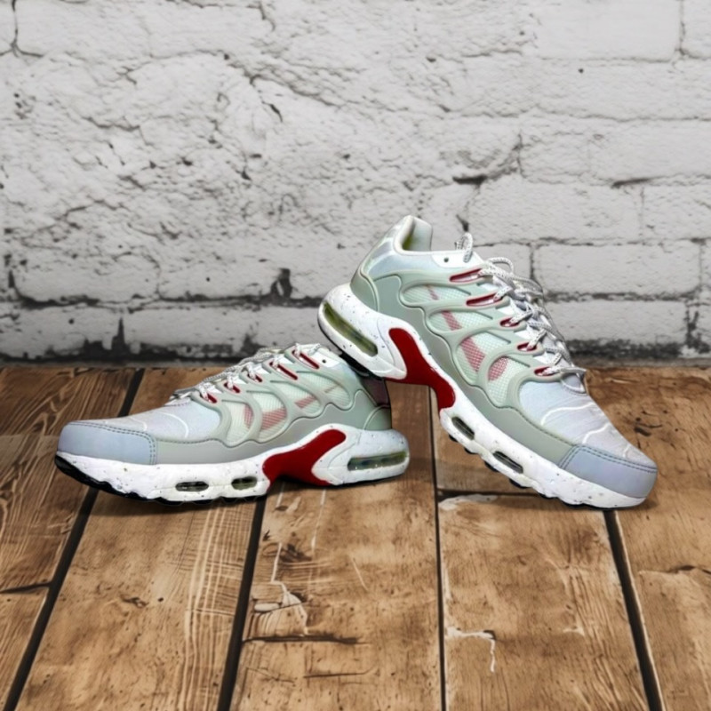 Кроссовки Nike Air Max Terrascape Plus (Pure Platinum/Gym Red)