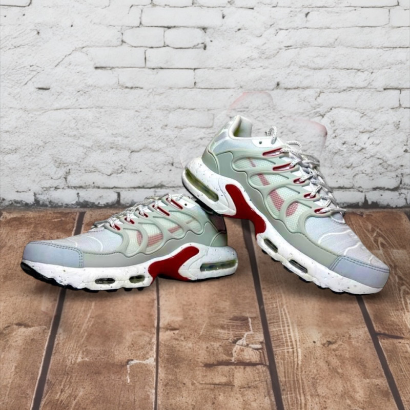 Кроссовки Nike Air Max Terrascape Plus (Pure Platinum/Gym Red)